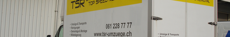 TSR Umzugsfahrzeug mit Logo